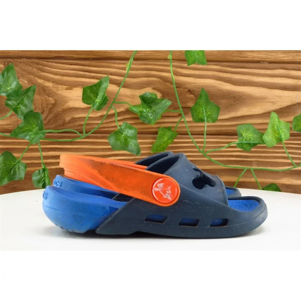 Crocs‎ Toddler Boys 6-7 Medium Blue Clog Synthetic